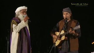 Sadhguru's Duet with Mohit Chauhan - "Shiv Kailasho ke Wasi"