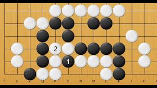 黑棋眼位不够，需要吃掉白棋形成眼位，要利用到白棋棋型的缺陷