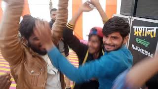 hulki mata mandir par chal rahi bagawàt me dance