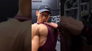 Chest Pump Scottzheyu Shorts