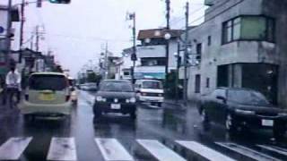 信州松本＠⑲交差点で車体を斜めにするとジャマになる_100623.wmv