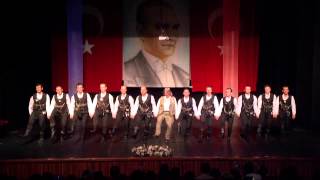 Şenol Şentürk Eğitmenliğindeki Trabzon Yöresi horon ekibi