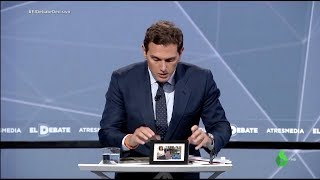 Lo que se ha llevado Rivera al debate: \