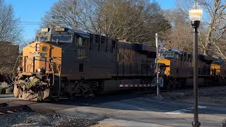 Very long CSX train at kennesaw ga train station #csx #csxrailroad #csxriverline #railroad #usarail