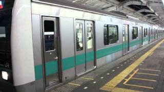 [TokyoMetro] JR East Series E233-2000 departing Yoyogi-uehara on Chiyoda Line