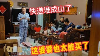 我妈一下买俩锅，全家人竟然要没收手机，这购物欲望太疯狂了！【北京爷们生活栏目】