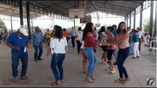 Que chulo se baila en Ajuchitlan del Progreso,los mejores bailes en Tierra caliente .