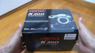 PENTAX K20D Titanium Colour Premium Kit  unboxing