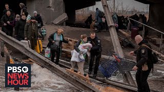 Ukrainians fight to hold the port city of Odessa as exodus out of the country persists