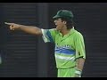 Imran explodes! A furious Imran Khan putting down Aamir Malik and Saeed Anwar at the SCG 1989/90