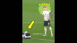 Toni Kroos Signature Kick-Offs 😳