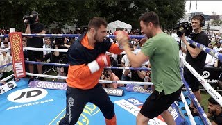 THE WHITE RHINO! - DAVE ALLEN WORKS OUT IN THE BOILING HEAT WITH A FULL BAGGY TRACKY / WHYTE v RIVAS