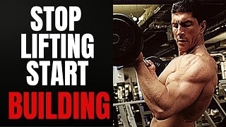 You’re Training Like a Powerlifter – That’s Why You’re Not Growing!