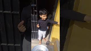 அய்யாசாமி பக்கத்து வீடு பா #funny #comedy #ஷார்ட்ஸ் #funny_chicken#kozhi_koothugal #cutebaby