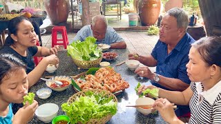 Tép chiên bột cuốn bánh tráng | Vinh & Truyen