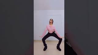 I love my Body !!! | Hwasa | Dance Cover Challenge | AADI  | #shorts #ilovemybody #hwasa