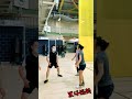 美女帥哥齊在 紐約體育館 南派花毽 踢毽子 small shuttlecock jianzi in new york gym short 短片 花毽 運動 視頻 大毽 小毽