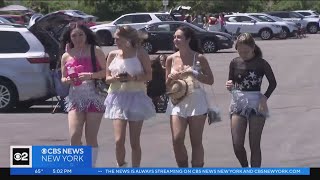 Swifties pack MetLife Stadium parking lot before Taylor Swift takes stage