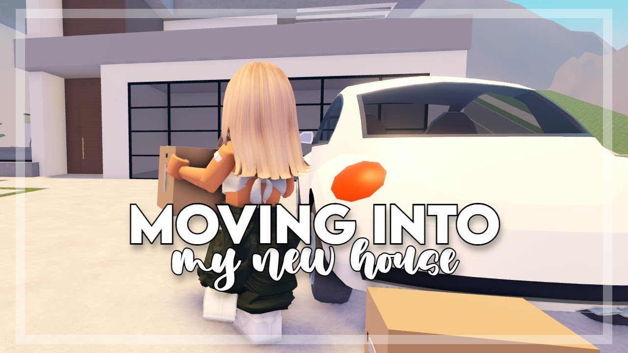 ♥ Moving INTO MY HOUSE In Berry Avenue | VOICE Roblox Video ♥ - YouTube