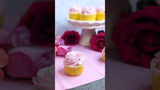 Lemon Cake Wedding Cupcakes! #cake #weddingcake #cupcakes #wedding #cakedecoratingvideos