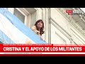 cristina kirchner saliÓ al balcÓn del instituto patria y saludÓ a la militancia