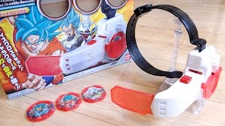 100種以上の音声が鳴る！ DXライジングスカウター レッドVer ドラゴンボールディスクロス レビュー！超サイヤ人ゴッドSS孫悟空 ベジータ ウイスの3枚付属