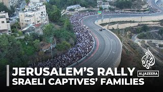 Families of Israeli captives arrive in Jerusalem, rally at PM’s office