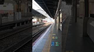 223系神戸線快速網干行き　大阪駅入線　#223系 #神戸線 #大阪駅　#shorts