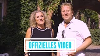 Daniela Alfinito & Stefan Peters - Lass uns wieder einmal  tanzen geh'n (Offizielles Video)
