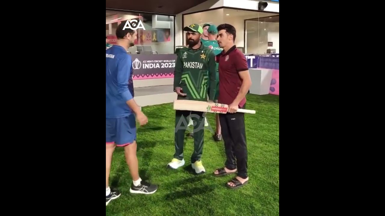 Babar Azam Gifts His Bat To Rahmanullah Gurbaz Post AFG V PAK CWC 2023 ...