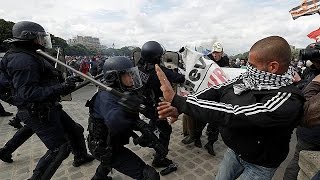 Francia: nuovi cortei contro riforma del lavoro, per i sindacati un milione a Parigi