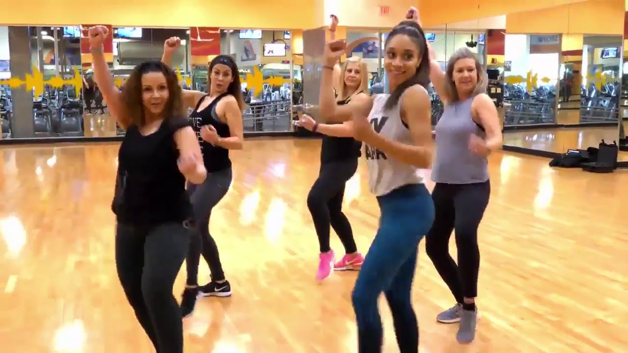 The Best Zumba Fitness Dance 5 Sexy Girls Super Performance 2018 Youtube