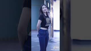 丰满小姐姐你们一定喜欢。chinese busty girl