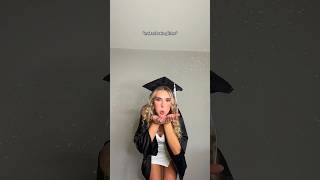 aesthetic & fun poses to try on graduation day!πβ¨ #shorts #graduation #photography #pose