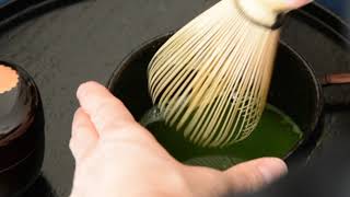 HOW TO WHISK MATCHA (usucha - thin tea)