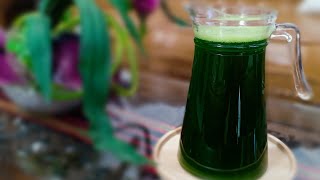 How to make natural green food coloring from pandan leaves / Organic Essence Pandan / Sari Pandan