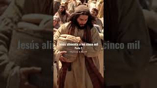 Jesús alimenta a los cinco mil. Parte 2. #shorts #jesus #dios #biblia #videoscristianos #cristo