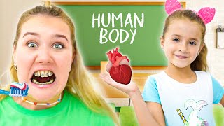 Ruby and Bonnie learn about the human body in school science trip