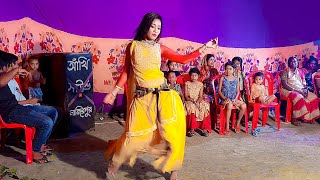 চান্দেঁর রাতে ঘরের দরজা পুচকি মারে কে | Cupi Cupi Dake | Bangla Dance Performance | Mona Lisa Dance