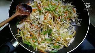 LUMPIANG GULAY NA MAY KAMOTE AT TOFU/FRIED VEGETABLES SPRING ROLLS