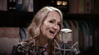 Joan Osborne - Buckets Of Rain - 8/31/2017 - Paste Studios, New York, NY