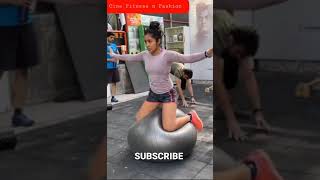 Aishwarya Krishnan balancing challenge on medicine ball 🤯| Aishwarya zee tamil survivor workouts