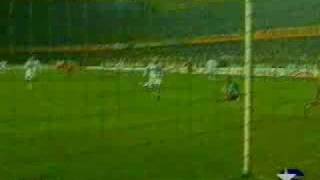 Galatasaray-Besiktas 1-3-98 Hagi frikikten atiyor