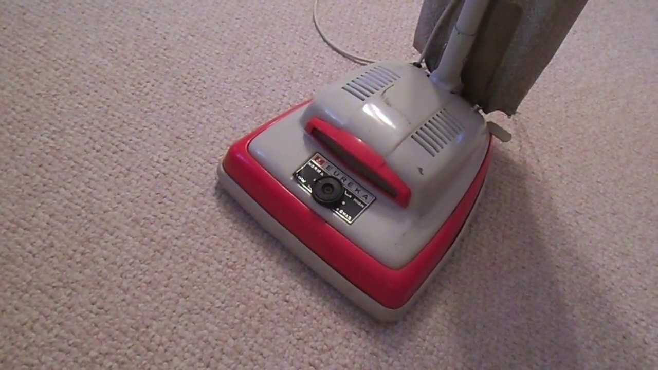 Vintage Eureka 1424B Upright Vacuum Cleaner - YouTube