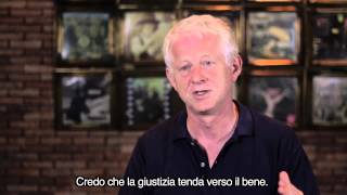 Trash di Stephen Daldry: intervista allo sceneggiatore Richard Curtis (sottotitoli in italiano)