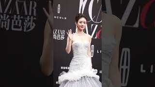 【侧拍花絮】赵丽颖 2023时尚芭莎年度派对 红毯 Zhao Liying 2023 BAZAAR ICONS Red Carpet