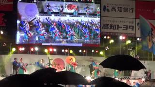 俵屋グループ（よさこい祭り2012後夜祭）