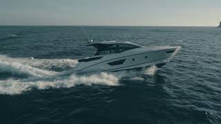 BENETEAU Gran Turismo 46: Bold Sport Cruiser