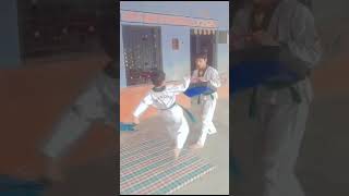 back kick with butterfly kick mix | #taekwondo #short