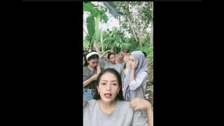 Jumat Semangat I Aksi Joget Sad Bor Cewek Cantik Ini Trending! Lihat Keseruannya di Sini!